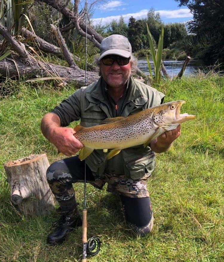 Waitahanui Lodge Luaran gambar